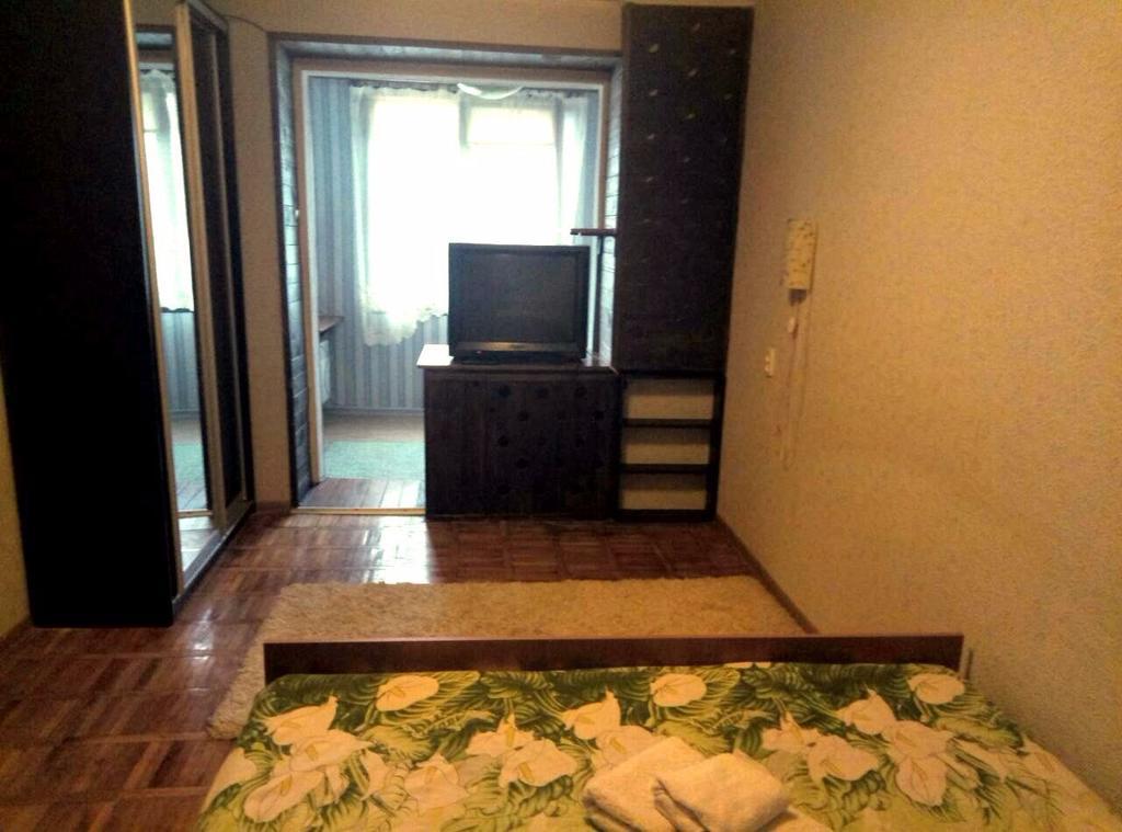 Gil Apartment 2К Квартира Центр Пл Петефи 9A Uzhhorod Exterior foto